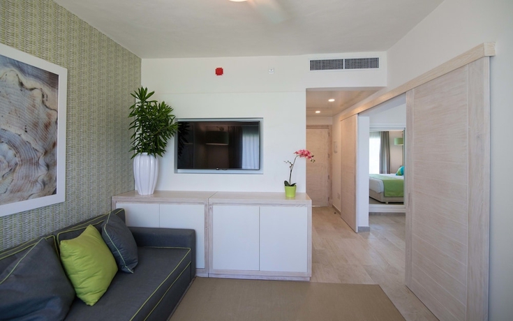 Imagen de la habitación del Hotel Grand Sirenis Punta Cana Resort & Aquagames. Foto 14