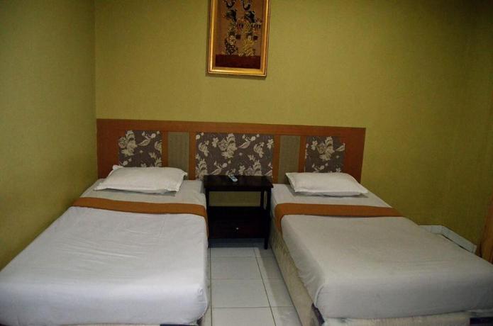Imagen de la habitación del Hotel Grand Situ Buleud. Foto 13