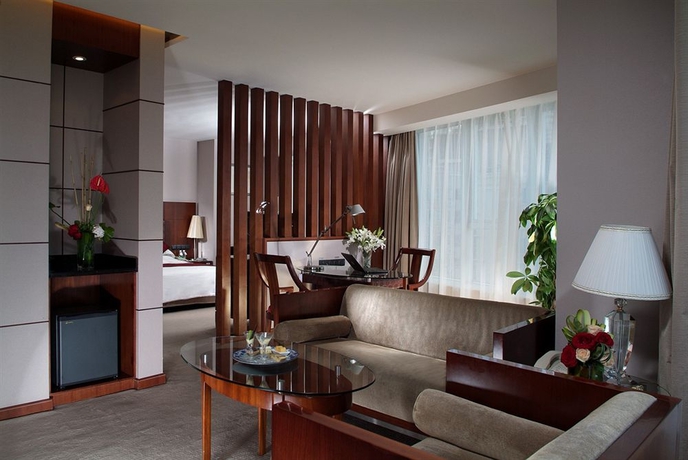 Imagen de los interiores del Hotel Grand Skylight Garden Shenzhen. Foto 16