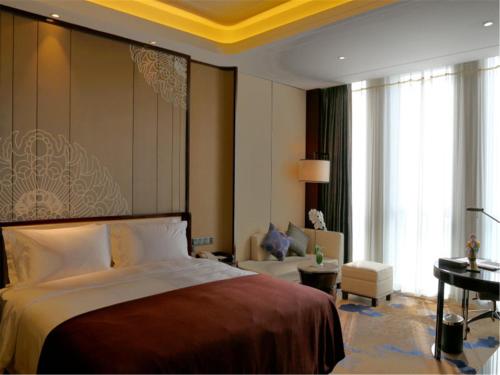Imagen de la habitación del Hotel Grand Skylight International. Foto 8