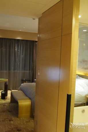 Imagen de la habitación del Hotel Grand Skylight International Ganzhou. Foto 21