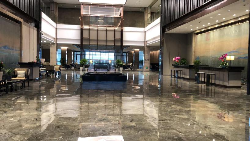 Imagen de los interiores del Hotel Grand Skylight International Pingshan. Foto 8