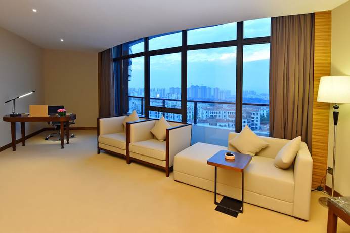 Imagen de la habitación del Hotel Grand Skylight Int'l Huizhou. Foto 14