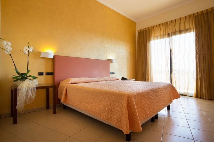 Imagen de la habitación del Hotel Grand Sofia, Noto. Foto 3