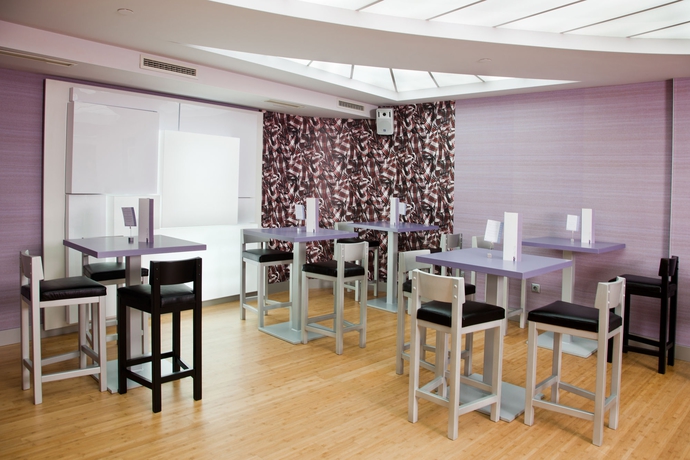 Imagen del bar/restaurante del Hotel Grand Sofia, Sofia. Foto 2