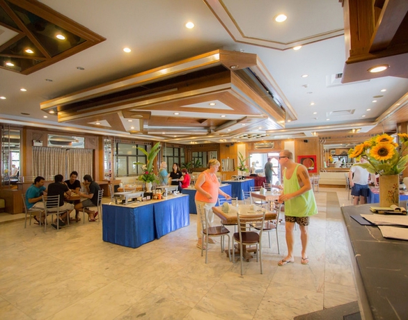 Imagen del bar/restaurante del Hotel Grand Sole Beach. Foto 2
