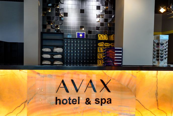 Imagen de los interiores del Hotel Grand Spa Avax. Foto 17
