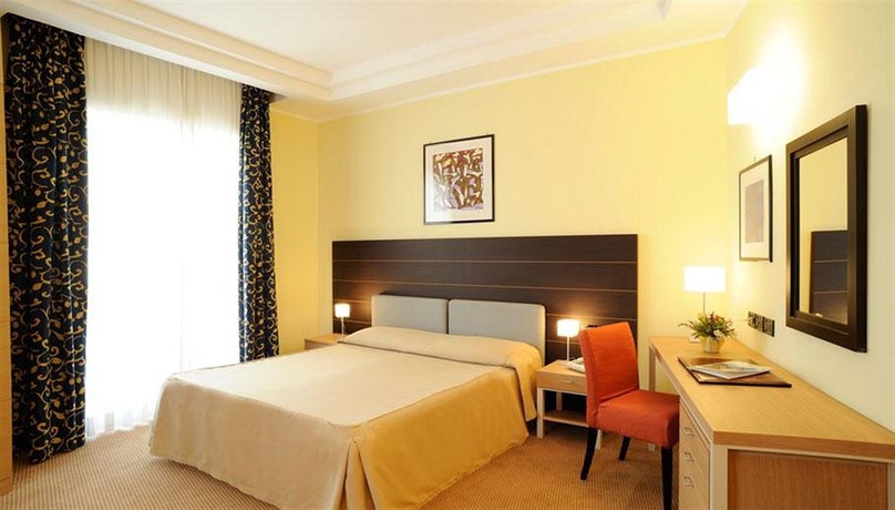 Imagen de la habitación del Hotel Grand Spiaggia. Foto 5