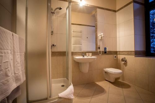 Imagen de la habitación del Hotel Grand Stamary Wellness and Spa. Foto 6