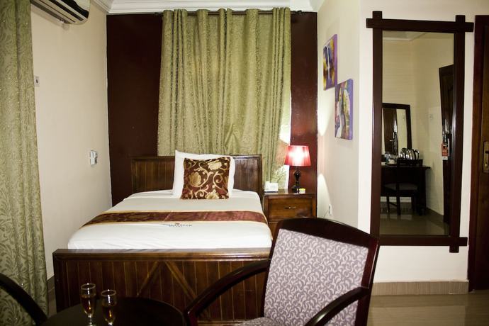 Imagen de la habitación del Hotel Grand Star, Haatso. Foto 6