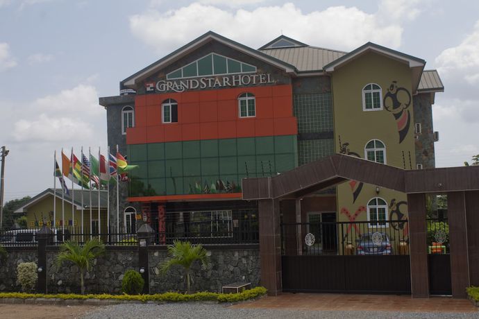 Imagen general del Hotel Grand Star, Haatso. Foto 1