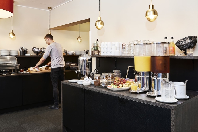 Imagen del bar/restaurante del Hotel Grand Struer. Foto 5