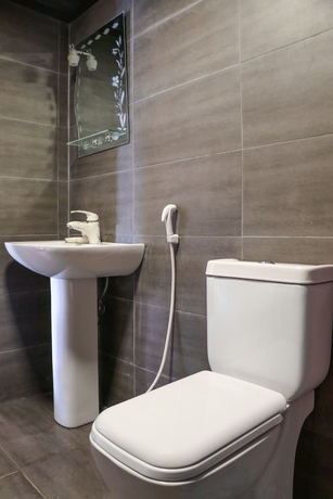 Imagen de la habitación del Hotel Grand Suites. Foto 4