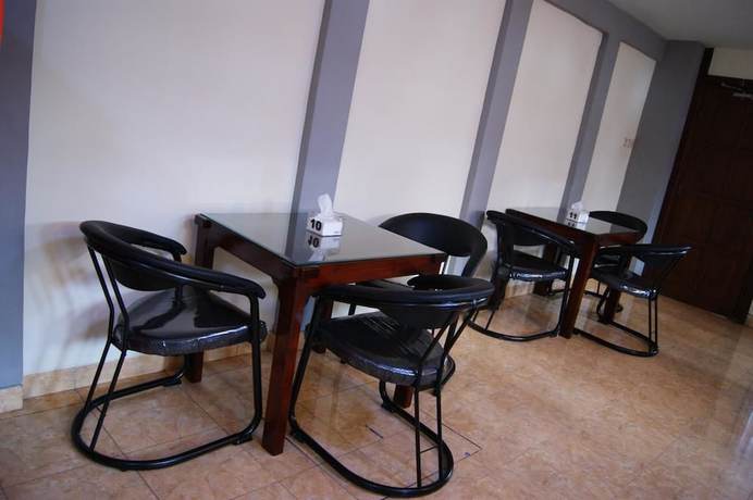 Imagen del bar/restaurante del Hotel Grand Sumatera. Foto 4