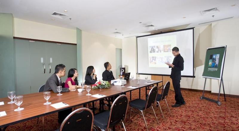 Imagen general del Hotel Grand Surya Kediri. Foto 10