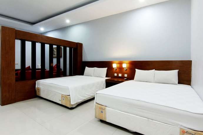Imagen de la habitación del Hotel Grand Surya Yogyakarta. Foto 14