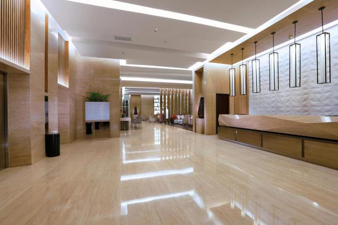 Imagen de los interiores del Hotel Grand Tan Banjarmasin & Convention Center. Foto 11