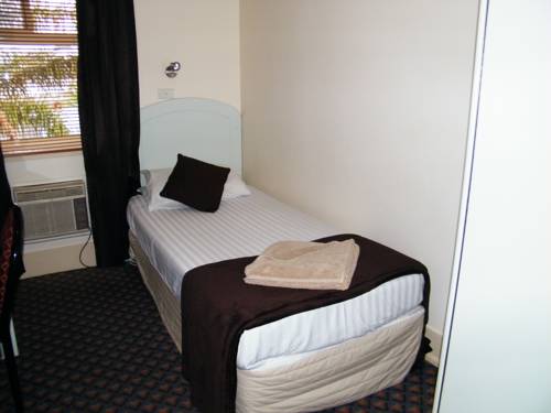 Imagen de la habitación del Hotel Grand Tasman. Foto 1