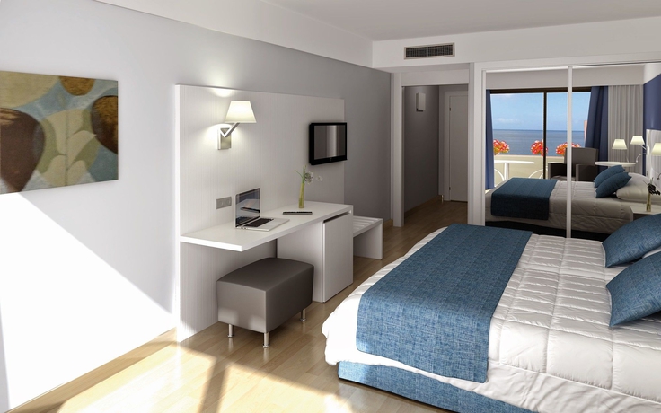 Imagen de la habitación del Hotel Grand Teguise Playa. Foto 4