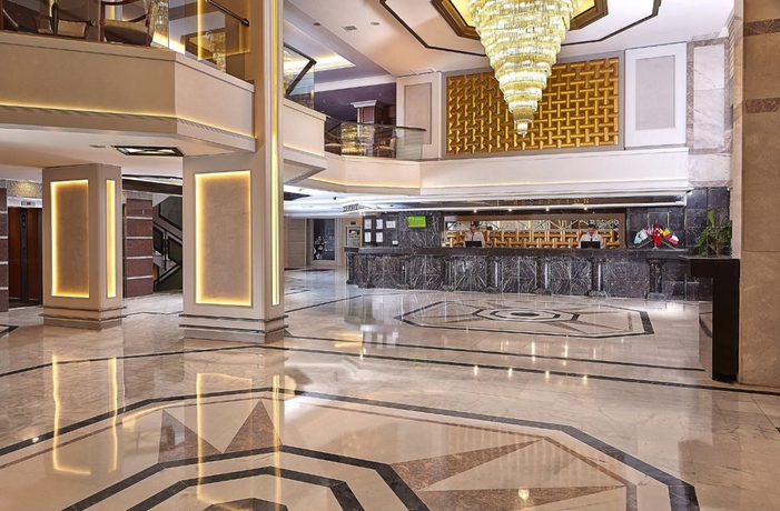 Imagen de los interiores del Hotel Grand Temizel. Foto 13