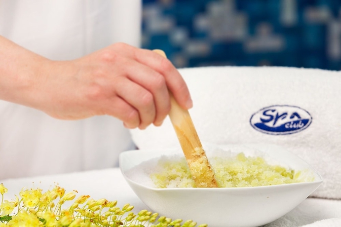 Imagen de la piscina del Hotel Grand Terme. Foto 19