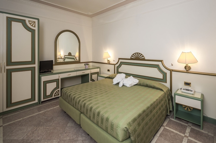 Imagen de la habitación del Hotel Grand Terme, Riolo Terme. Foto 5