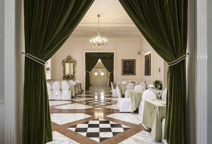 Imagen del bar/restaurante del Hotel Grand Terme, Riolo Terme. Foto 2