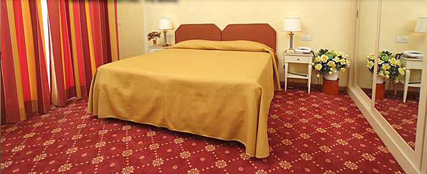 Imagen de la habitación del Hotel Grand Terme Tamerici E Principe. Foto 15