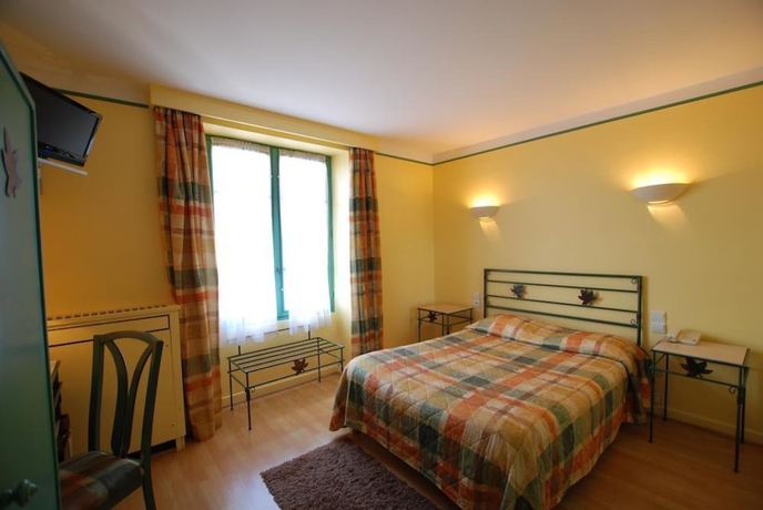 Imagen de la habitación del Hotel Grand Terminus Reine. Foto 3