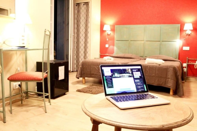 Imagen de la habitación del Hotel Grand Terminus Reine. Foto 16