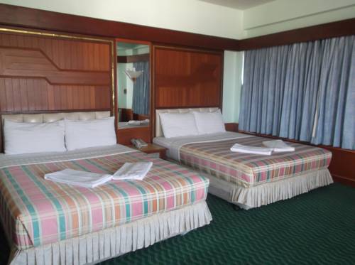 Imagen de la habitación del Hotel Grand Thara. Foto 12