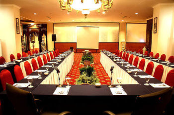 Imagen de los interiores del Hotel Grand Tiga Mustika. Foto 9