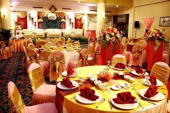 Imagen de los interiores del Hotel Grand Tiga Mustika. Foto 12