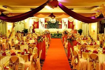 Imagen de los interiores del Hotel Grand Tiga Mustika. Foto 13