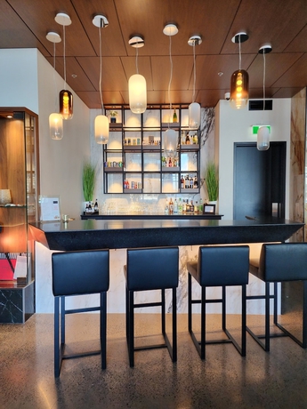 Imagen del bar/restaurante del Hotel Grand Times Laval - Centropolis. Foto 2