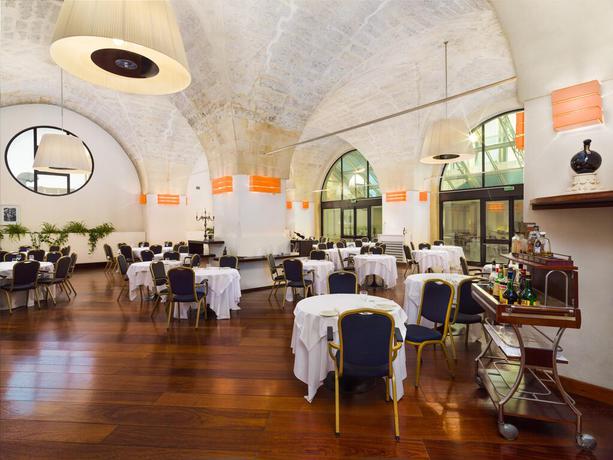 Imagen del bar/restaurante del Hotel Grand Tiziano E Dei Congressi. Foto 4