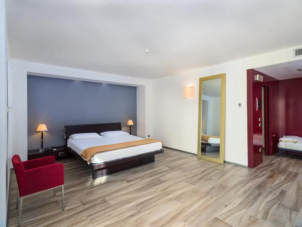 Imagen de la habitación del Hotel Grand Tiziano E Dei Congressi. Foto 7