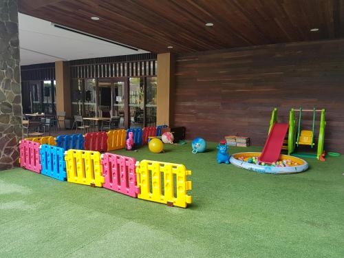 Imagen general del Hotel Grand Tjokro Balikpapan. Foto 5