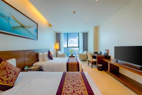 Imagen de la habitación del Hotel Grand Tourane. Foto 10