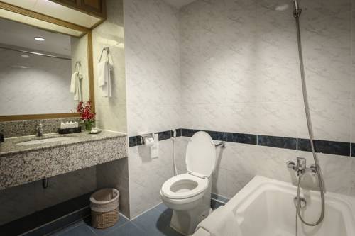 Imagen de la habitación del Hotel Grand Tower Inn Rama Vi. Foto 3