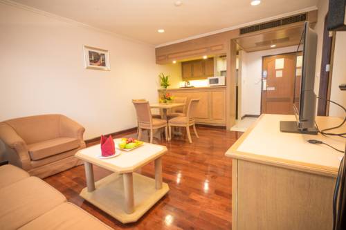 Imagen de la habitación del Hotel Grand Tower Inn Rama Vi. Foto 8