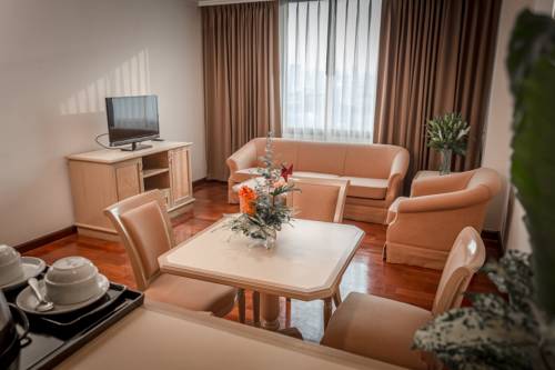 Imagen de la habitación del Hotel Grand Tower Inn Rama Vi. Foto 9