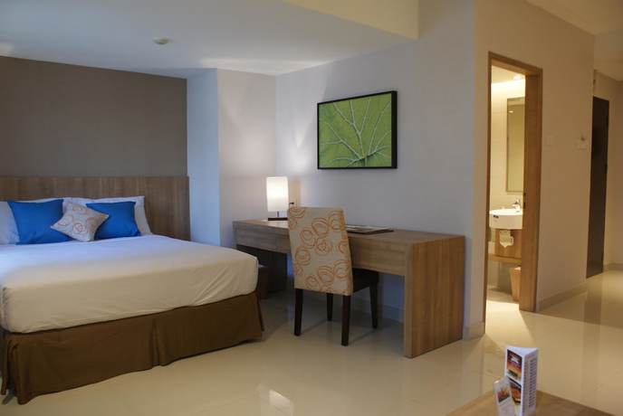 Imagen de la habitación del Hotel Grand Tropic Suites. Foto 4