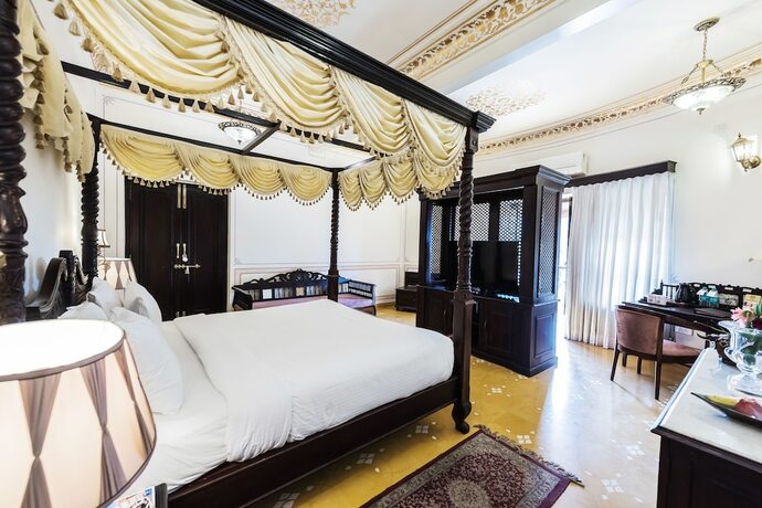 Imagen de la habitación del Hotel Grand Uniara. Foto 17