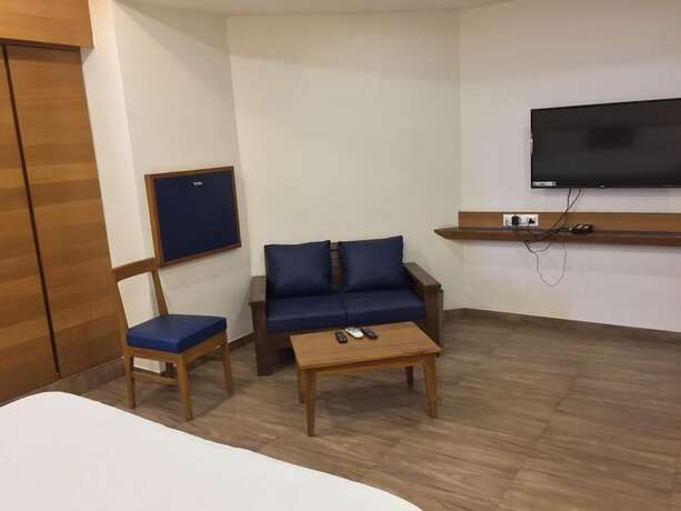 Imagen general del Hotel Grand Unity. Foto 7