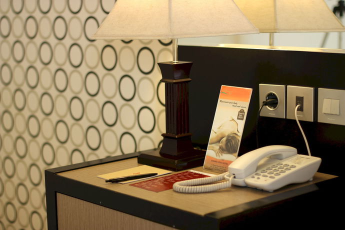 Imagen de los interiores del Hotel Grand Ussu And Convention. Foto 13