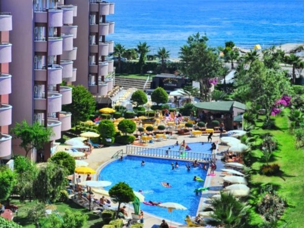 Imagen general del Hotel Grand Uysal Beachandspa - All Inclusive. Foto 8