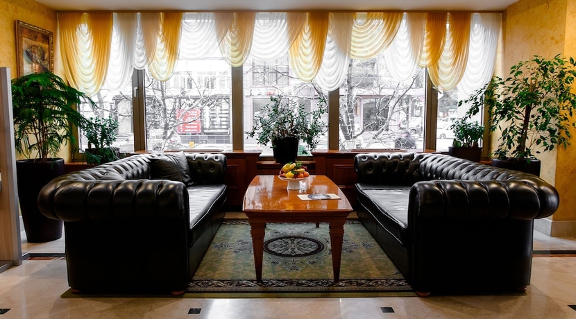Imagen de los interiores del Hotel Grand Valentina. Foto 17