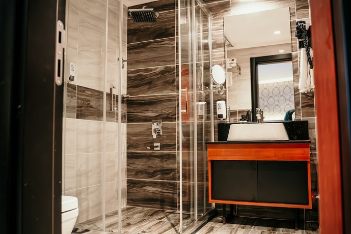 Imagen de la habitación del Hotel Grand Vaves Otel. Foto 13