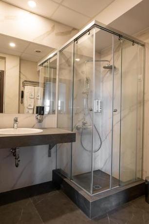 Imagen de la habitación del Hotel Grand Velingrad. Foto 13